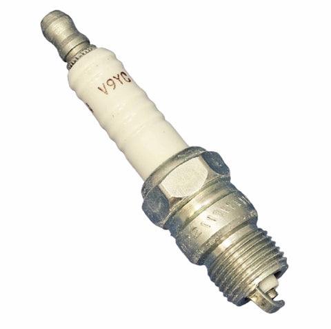 Champion V9YC Copper Plus V-8 C10 C20 G10 G30 Camaro Mustang Nickel Spark Plug