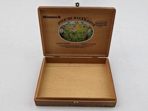 Joya De Nicaragua Numero 6 Fabrica De Tabacos Imported Wooden Cigar Box
