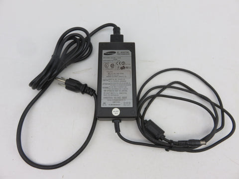 Samsung PSCV540101A Central Pin Connector 12 VDC 4.5A Power Supply AC Adaptor